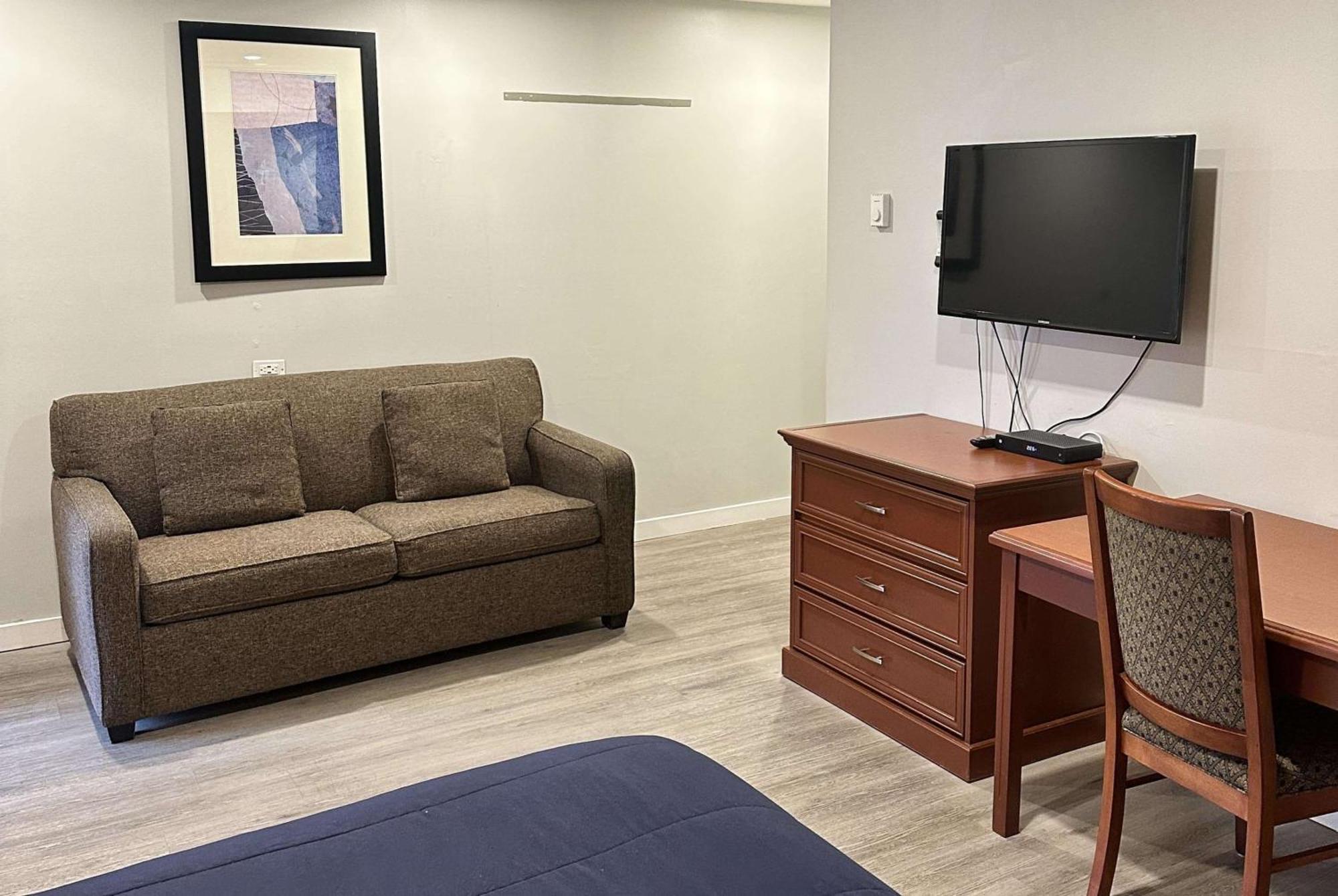 Travelodge By Wyndham Langley Esterno foto